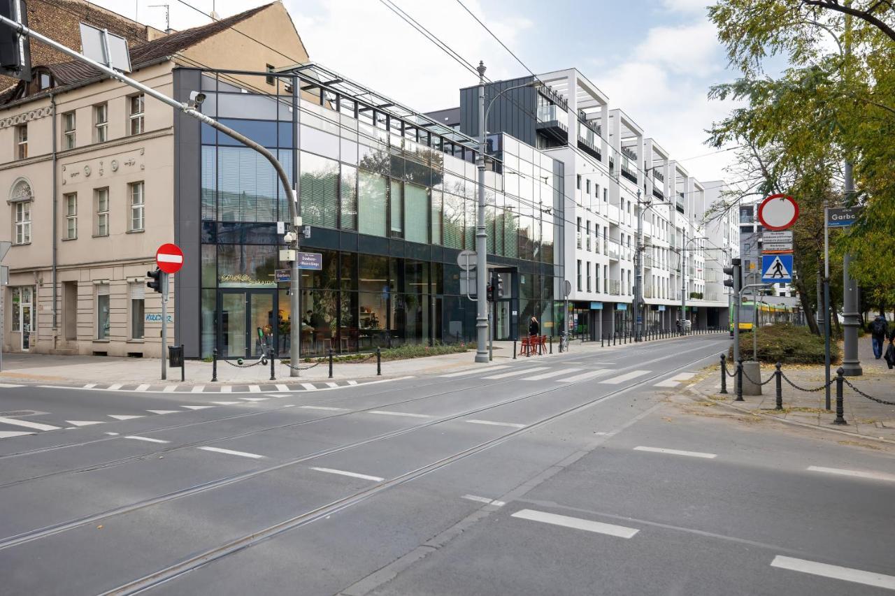 Apartament Black & White Mostowa By Renters Poznan Ngoại thất bức ảnh